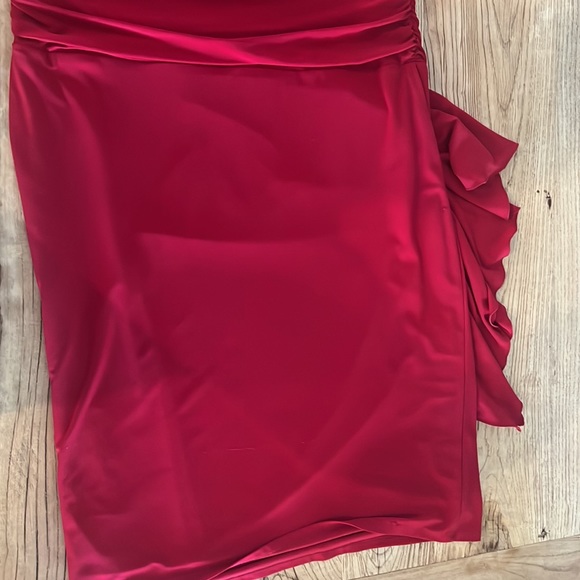 Eve Hunter Red Dress with diamantés detailing - Worn Once - size 18 - Picture 8 of 8